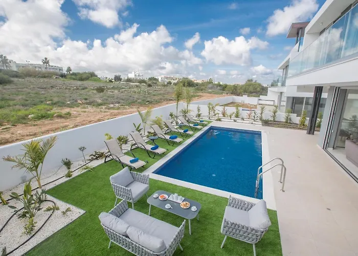 Olivine 3 Bedroom Villas