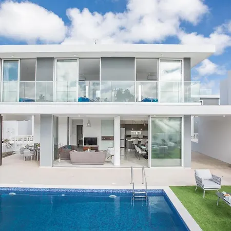 Olivine 3 Bedroom Villas Protaras Exterior photo