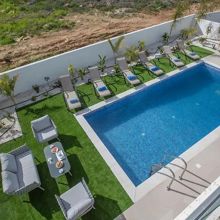 Olivine 3 Bedroom Villas Protaras Exterior photo