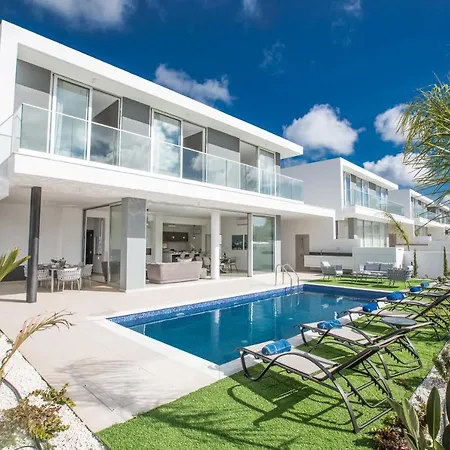 Olivine 3 Bedroom Villas Protaras Exterior photo