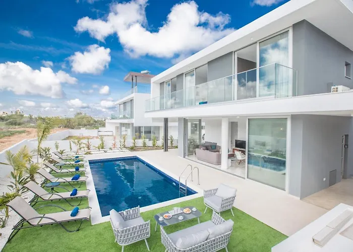 Olivine 3 Bedroom Villas